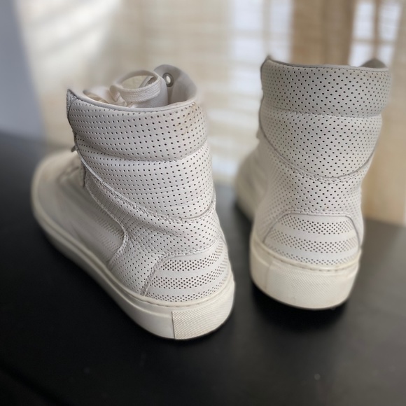 Balenciaga white leather hi top rubber shoes sneakers 40-7M9 perforated trainers main image 8